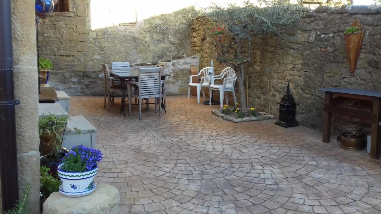 Casa Amparo Bed & Breakfast San Martin de Unx Luaran gambar